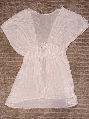 White Crinkle Tie-Front Tunic Top